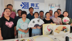 山东聊城市直书画家协会走进冀汇企业