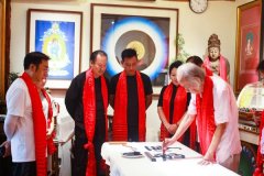 红艺人赈灾暨书画家公益创作笔会在京